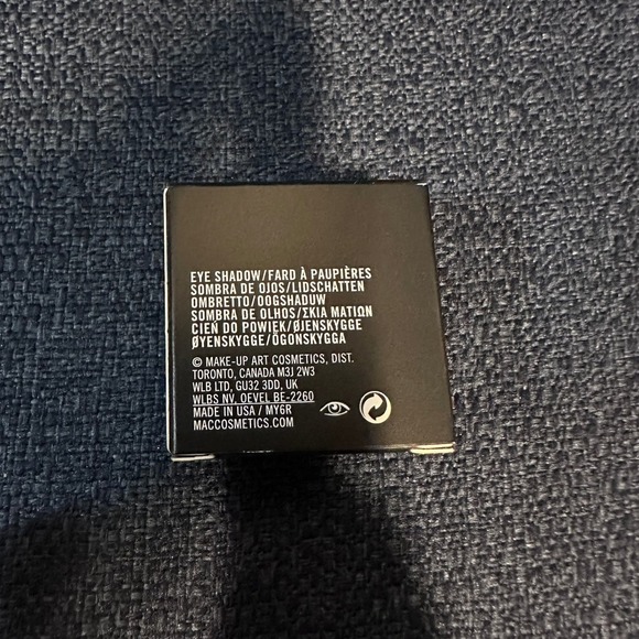 NIB MAC Eye Shadow What's The Wifi Matte - Picture 8 of 11